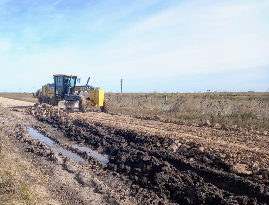 El Municipio continúa diferentes trabajos y obras en Caminos Rurales