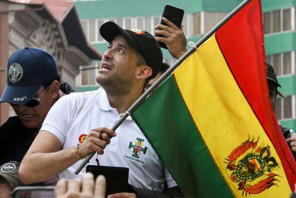 Bolivia: dictaron prisión preventiva para el líder opositor Luis Camacho 