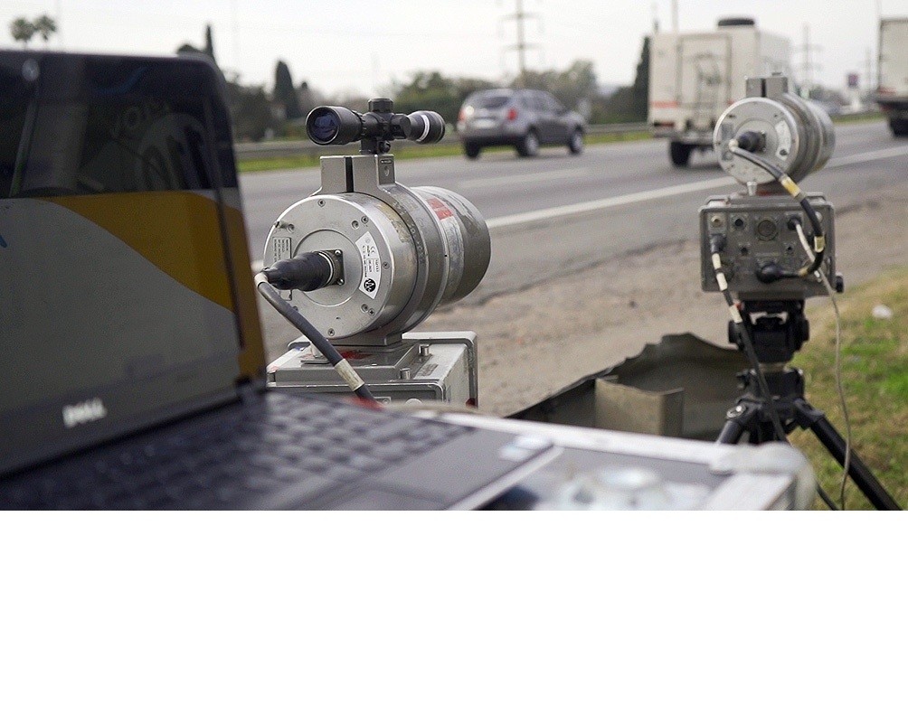 Con casi 200 cámaras y radares controlan el exceso de velocidad en rutas de todo el país 