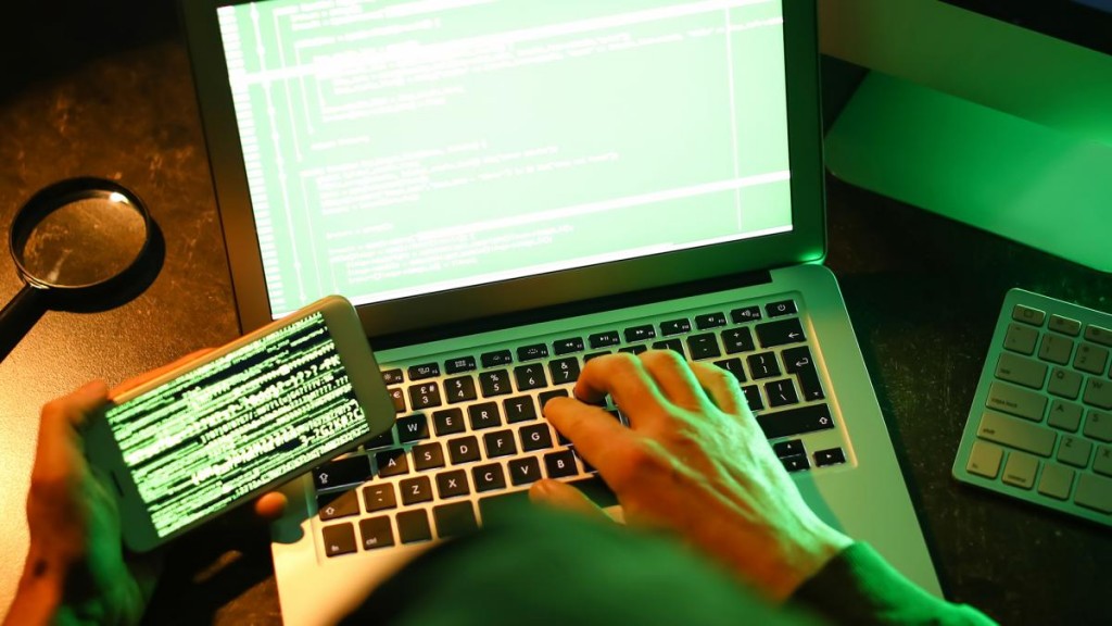 Hackeos y estafas, los ciberdelitos más comunes en la región