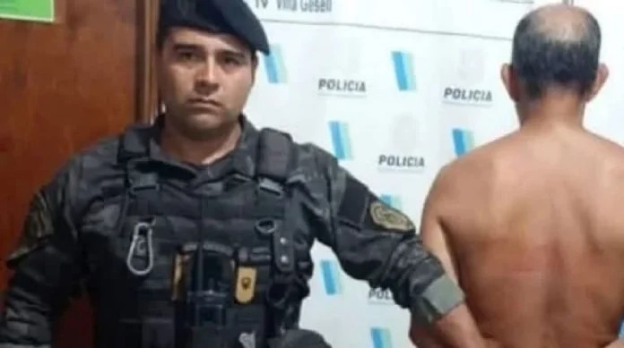 Detuvieron a un hombre por abusar sexualmente del pitbull de su exnuera