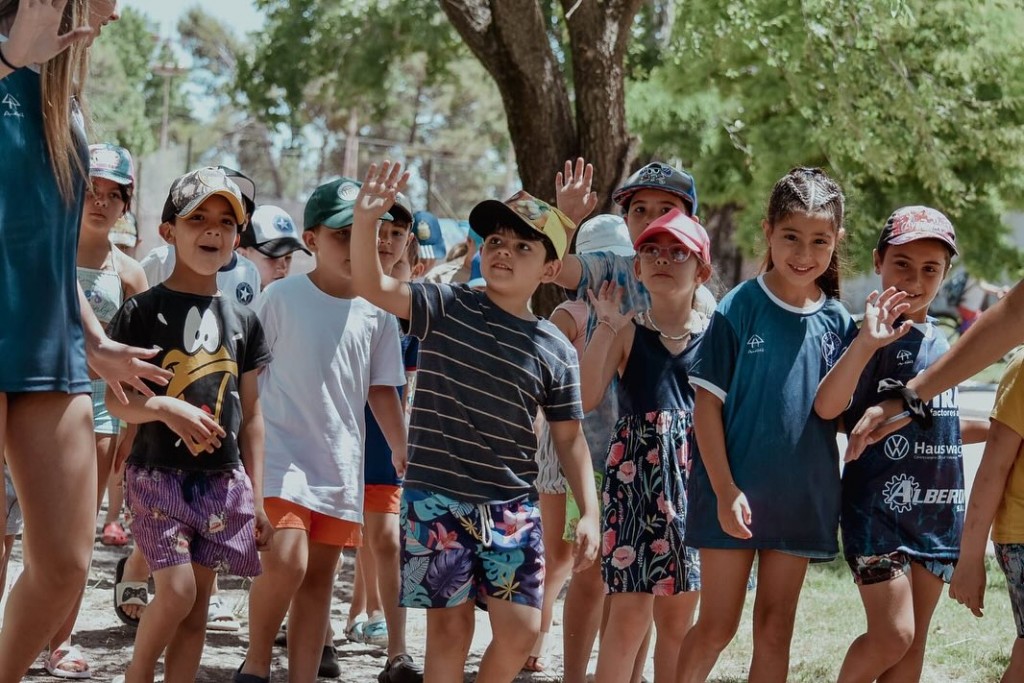 Más de 400 chicos disfrutan del Club de Niños de Racing