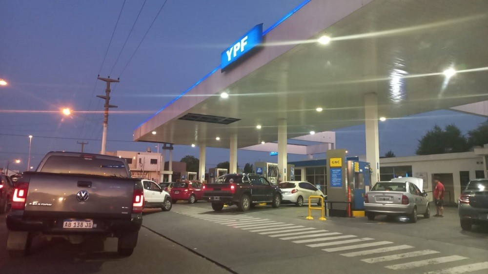 Inicia febrero con aumento de precio de los combustibles