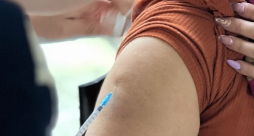Provincia comienza a aplicar la segunda de las dosis contra el dengue en el Conurbano