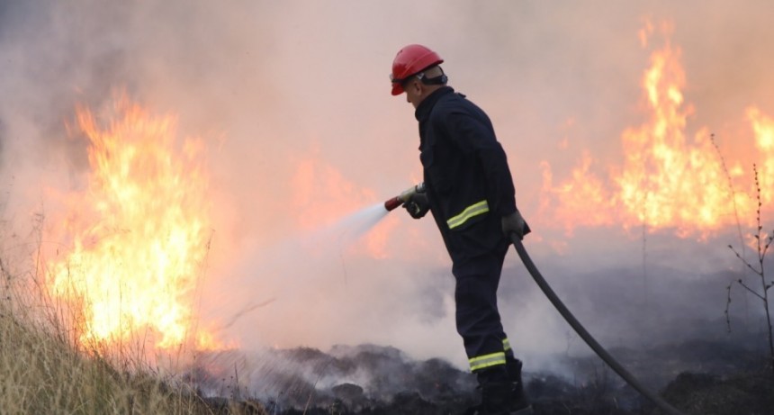 Bomberos de Olavarría asistieron a más de 80 incendios en lo que va de 2025