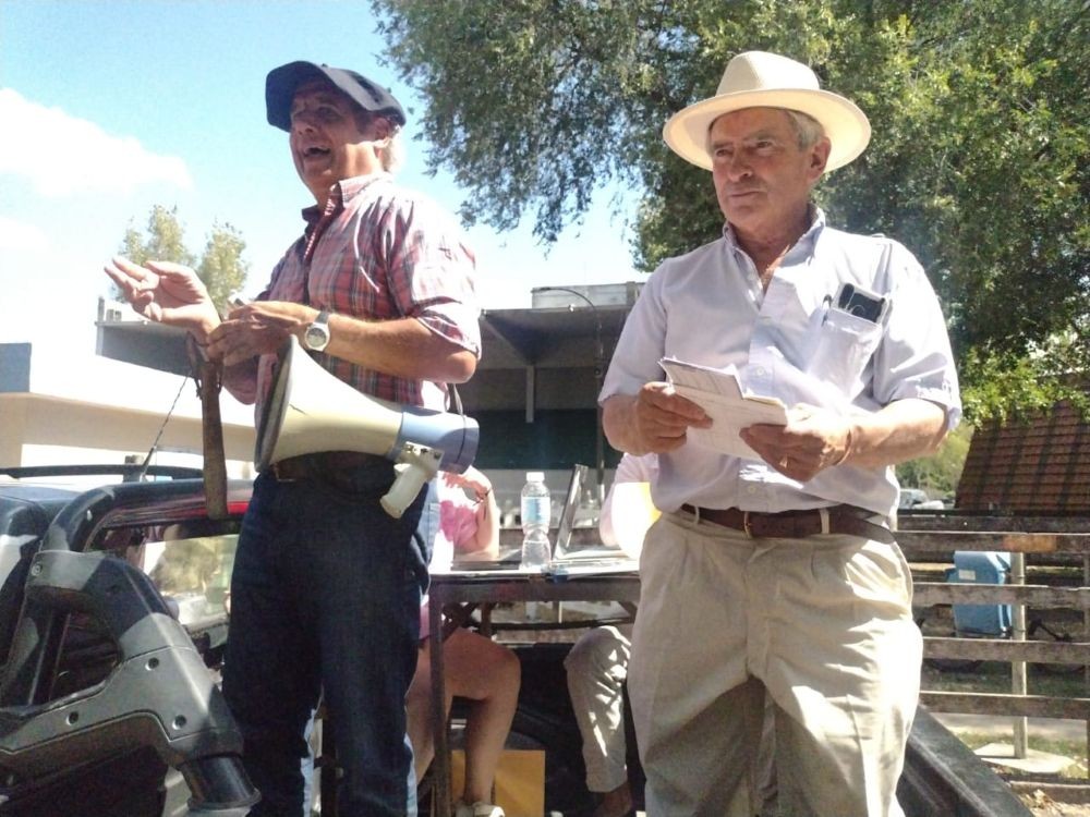 Remate Álzaga Unzué y Cía S.A. junto a Mario Esnal en Olavarría