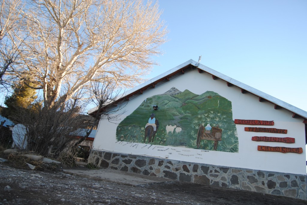 Buscan reunir colaboraciones de útiles y material escolar para una escuela mapuche 