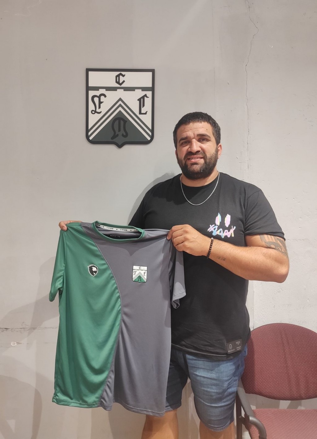 Un Olavarriense entrenador de Ferro Carril oeste en futsal femenino