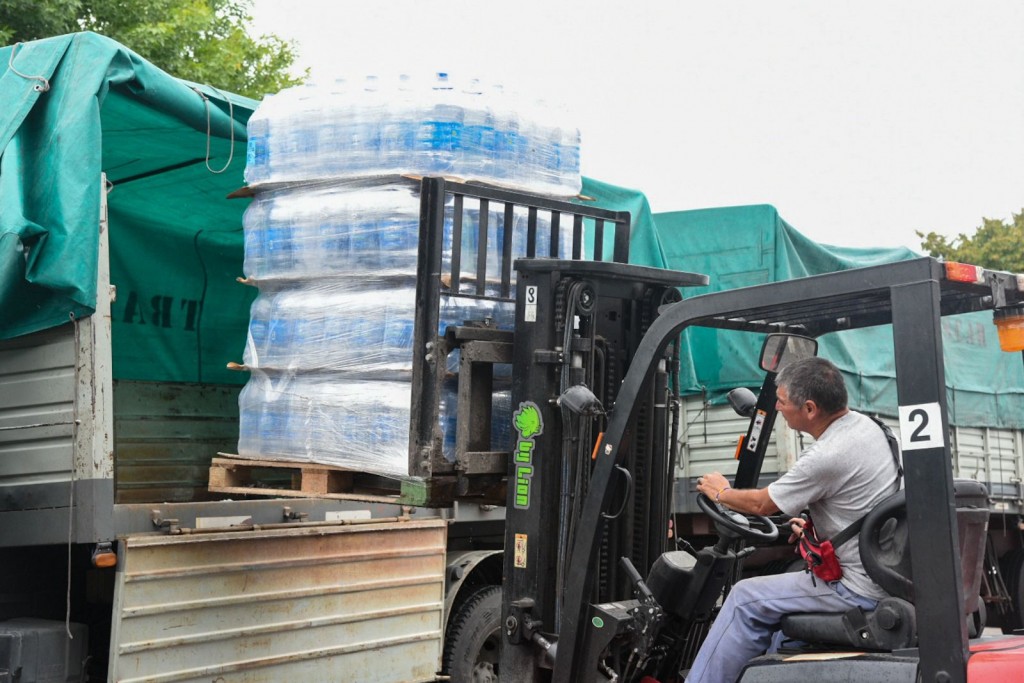 Provincia envió asistencia a OIavarría por el temporal