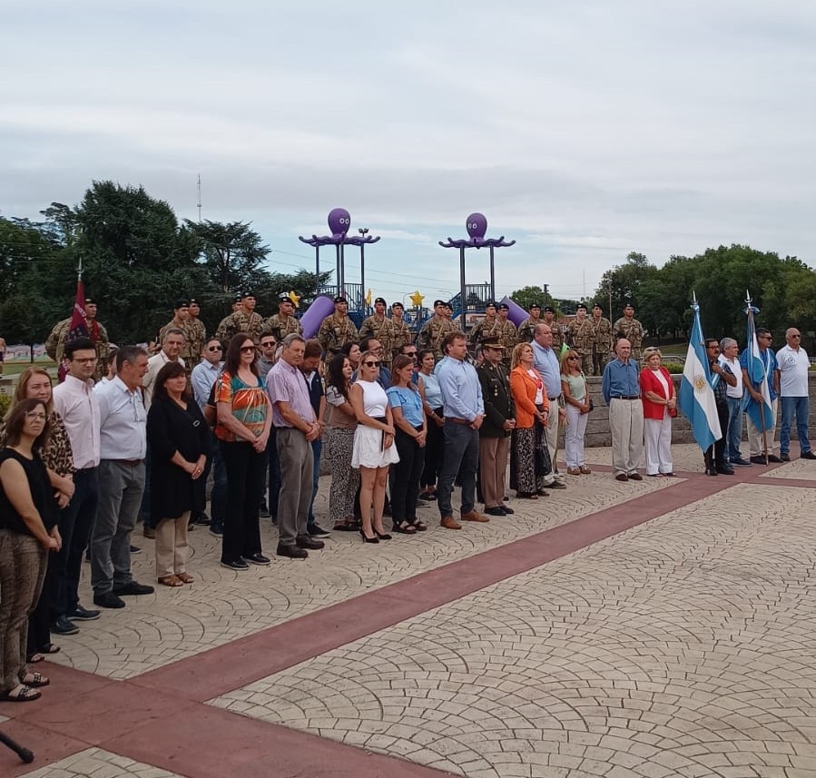 Emotivo acto por un nuevo aniversario del nacimiento del Gral. San Martín