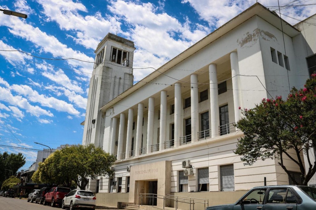 Aumento del 15% para los municipales de 25 de Mayo