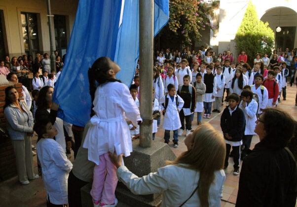 La provincia de Buenos Aires arranca las clases en término