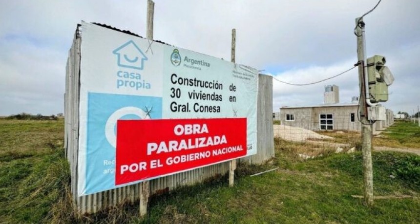 “El gobierno nacional tiene abandonadas 16.147 viviendas en la provincia, en distinto grado de avance”