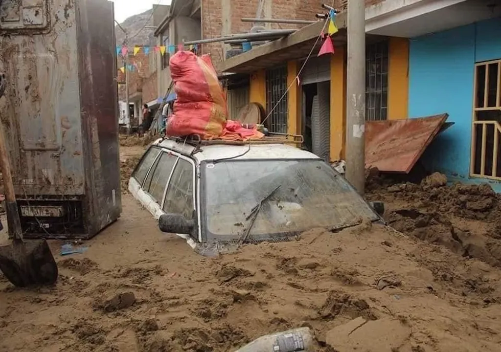 Perú: alerta roja por el ciclón Yaku
