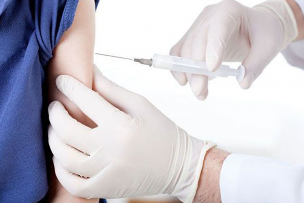 Vacunación Antigripal: se están aplicando dosis al personal de Salud