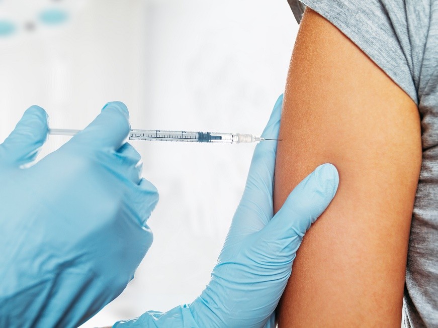 Vacunas antigripales: todavía no llegaron para mayores de 65 años