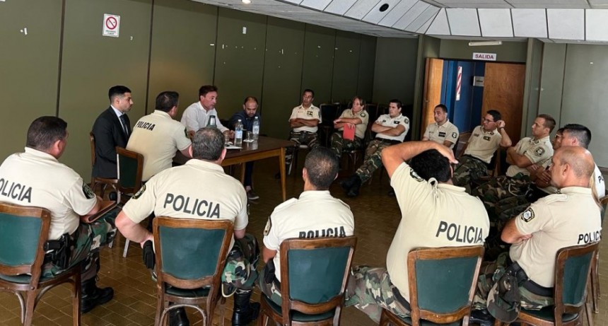 Fiscal de Delitos Rurales se reunió con la Rural de Olavarría y la cúpula policial