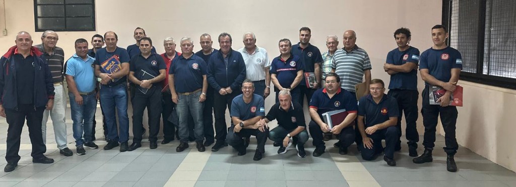 Bomberos reeligieron y renovaron dirigentes regionales