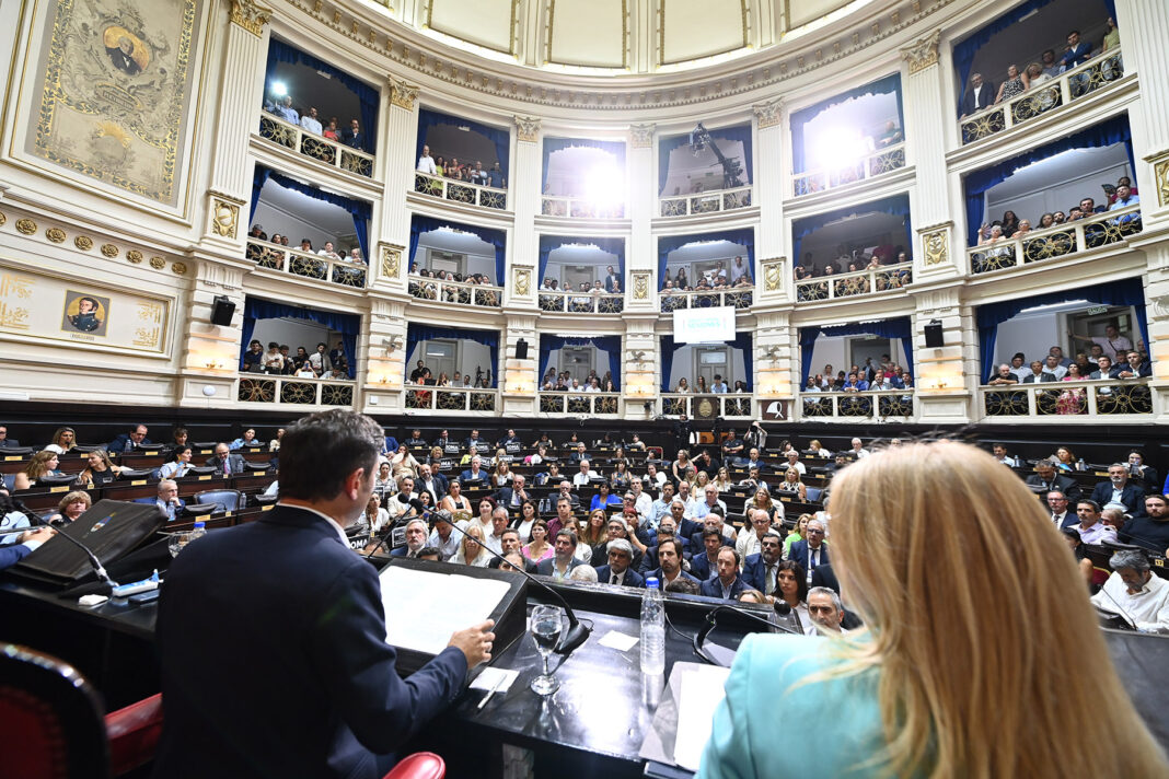 Kicillof convocó a las PASO en la provincia para el 13 de julio 