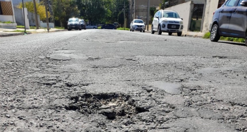 Reclaman por el mal estado de las calles del barrio Fonavi 