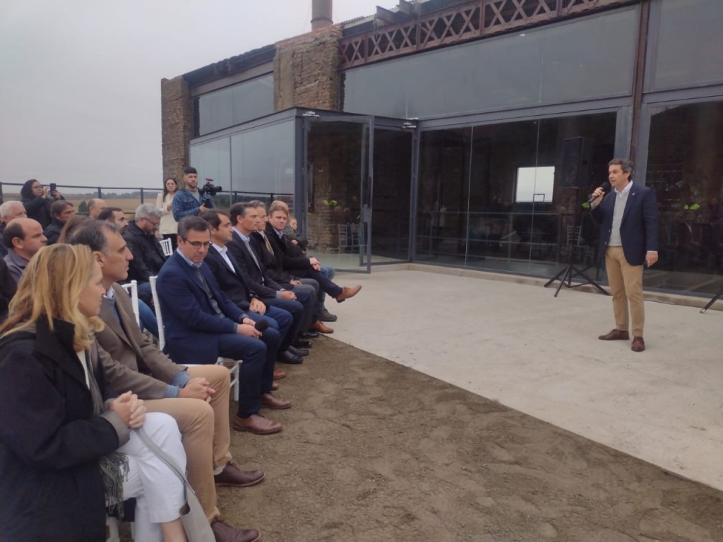Anuncian la construcción de un nuevo Parque Eólico en Olavarría
