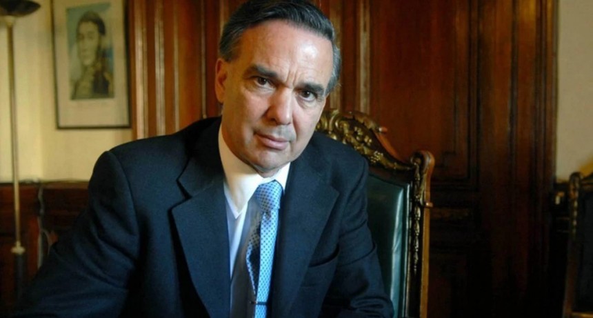Pichetto: 'El dólar a 1000 no le conviene al sector exportador'
