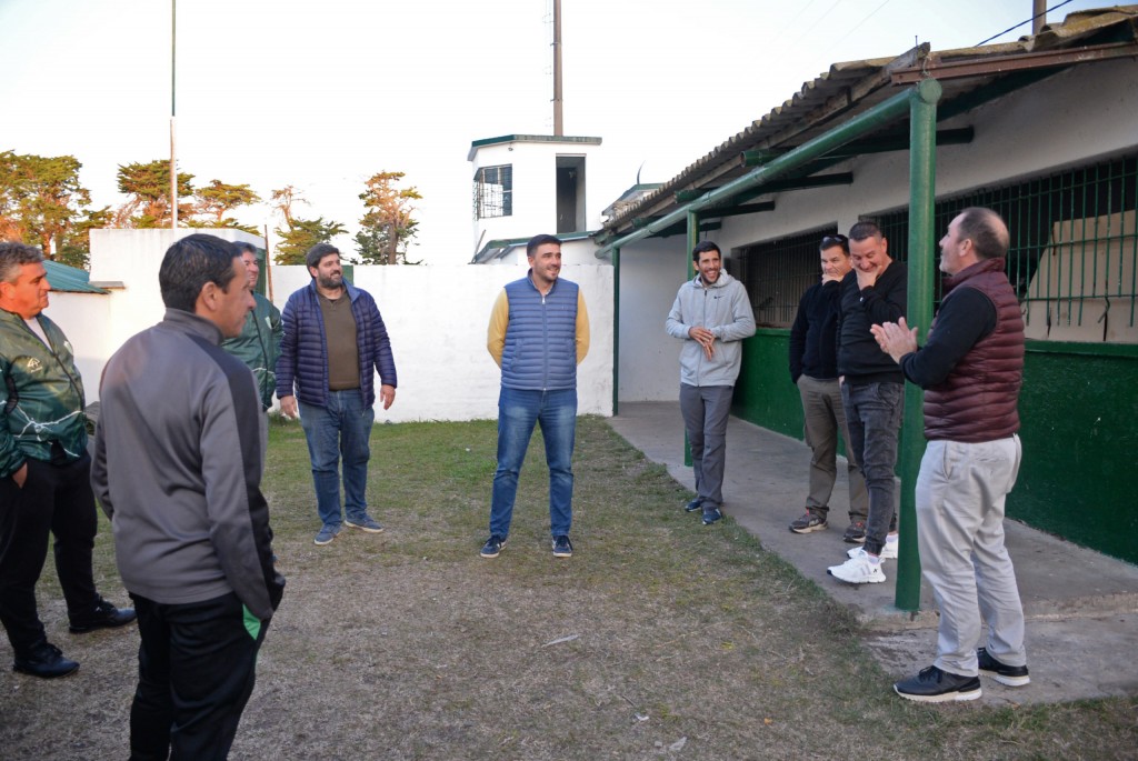 Ezequiel Galli visitó el club Hinojo