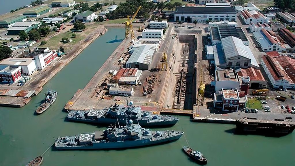 Investigan el fallecimiento de un oficial del Ejército en Puerto Belgrano durante ejercicios de instrucción