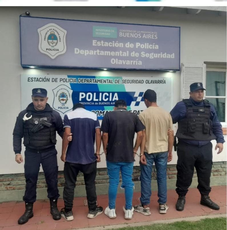 Tres aprehendidos luego de romper una vidriera de un comercio y hurtar diferentes objetos
