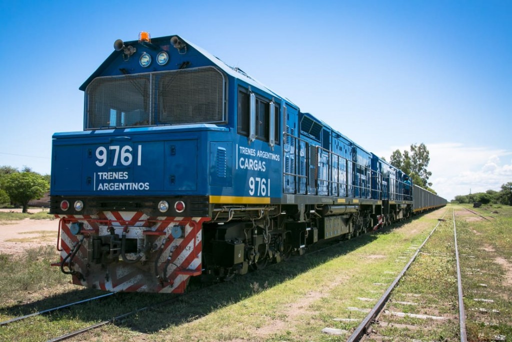 Anuncian despido de 1.900 trabajadores de Trenes Argentinos 