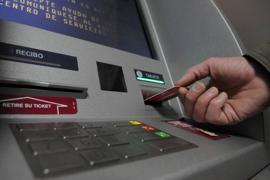 Fijan por decreto el Salario Mínimo Vital y Móvil