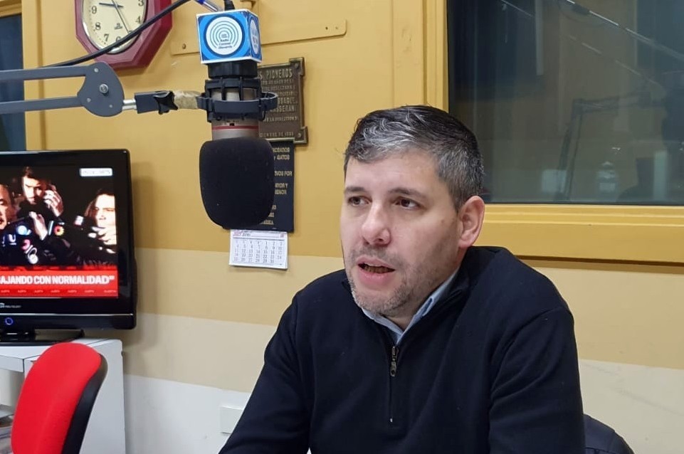 González: 'No podemos vender una calle todos los años para que den los números'