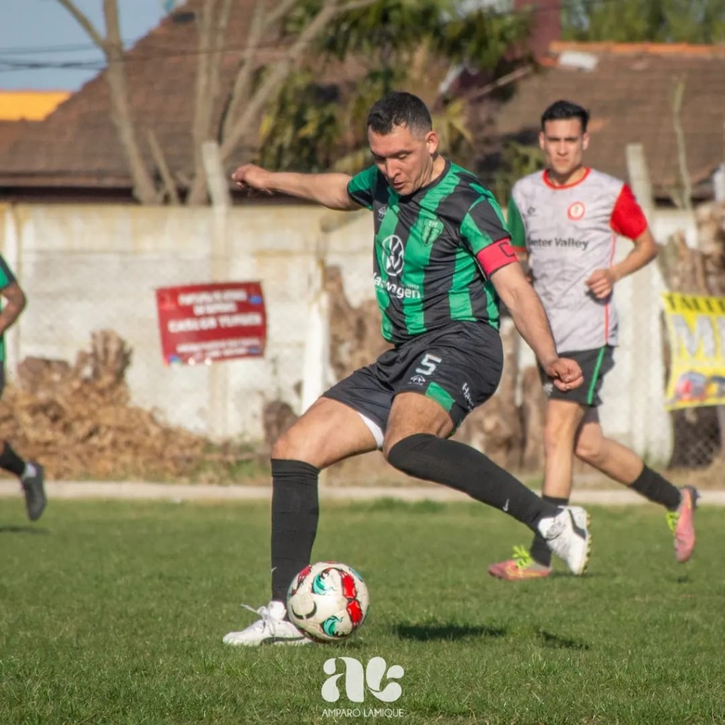 Enzo Gon: “Cuelgo los botines, es el momento de darle lugar a los que vienen”