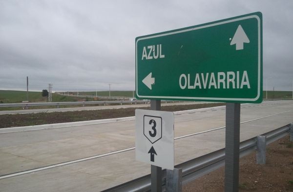 ´Hay que insistir para lograr la autovía hasta Azul´