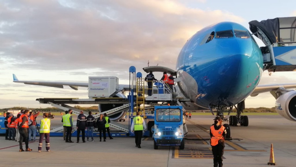 Conciliación obligatoria: suspenden por 15 días el paro de controladores aéreos
