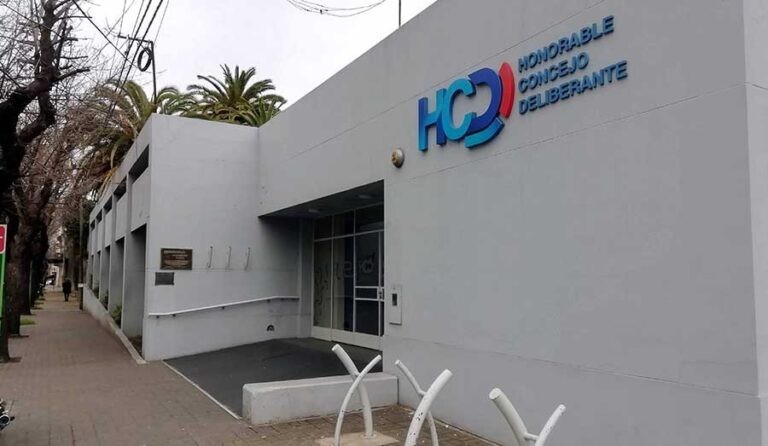 Elecciones: La oposición arriesgará más bancas a nivel local