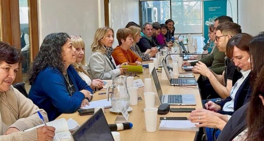 Ante una mejor oferta, estatales aceptaron y docentes ponen a consideración