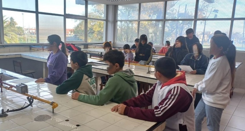 El ex Nacional reinició el Laboratorio Solidario