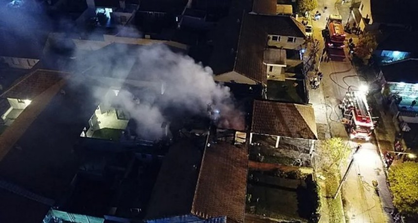 Reponerse de las llamas: A un año del voraz incendio en Barrio CECO