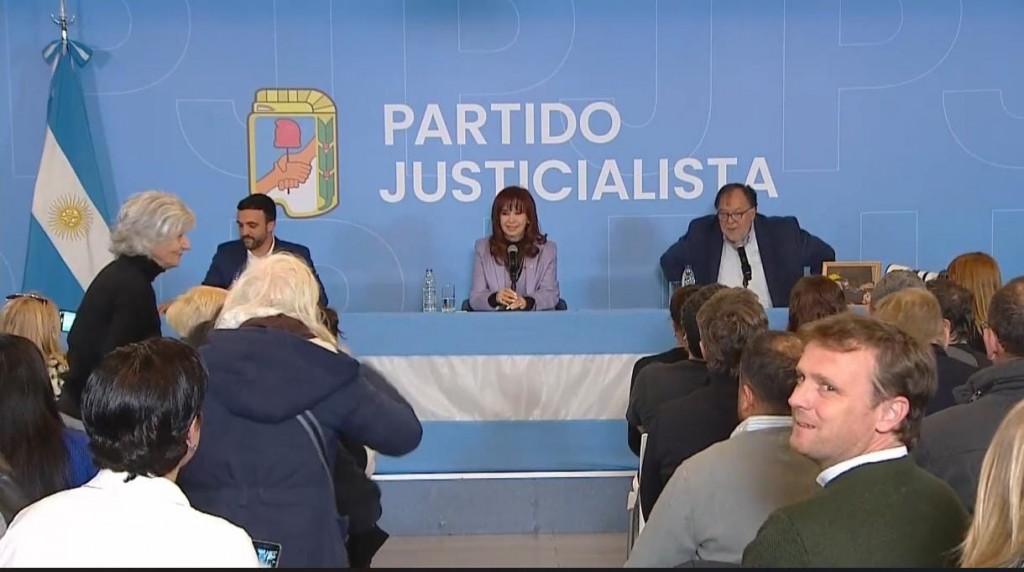 Wesner estuvo en el PJ apoyando a Cristina Fernández