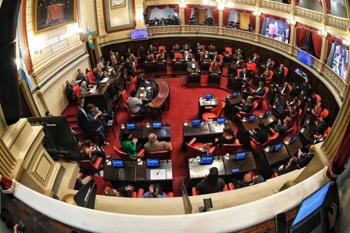 Este martes sesiona el senado 