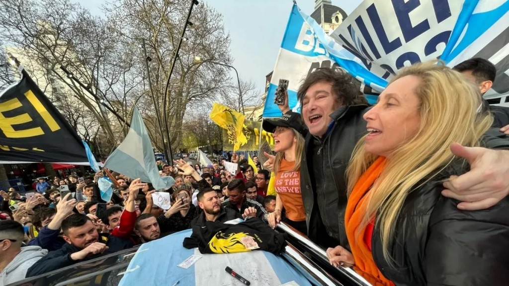 Milei se mete de lleno en la campaña y cierra un congreso libertario en La Plata