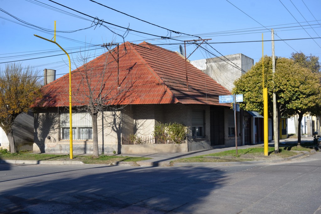 Comenzó una puesta de semáforos en Av. Pellegrini y José Luis Torres