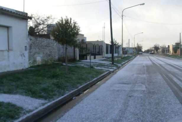 Anuncio de nieve en Olavarría