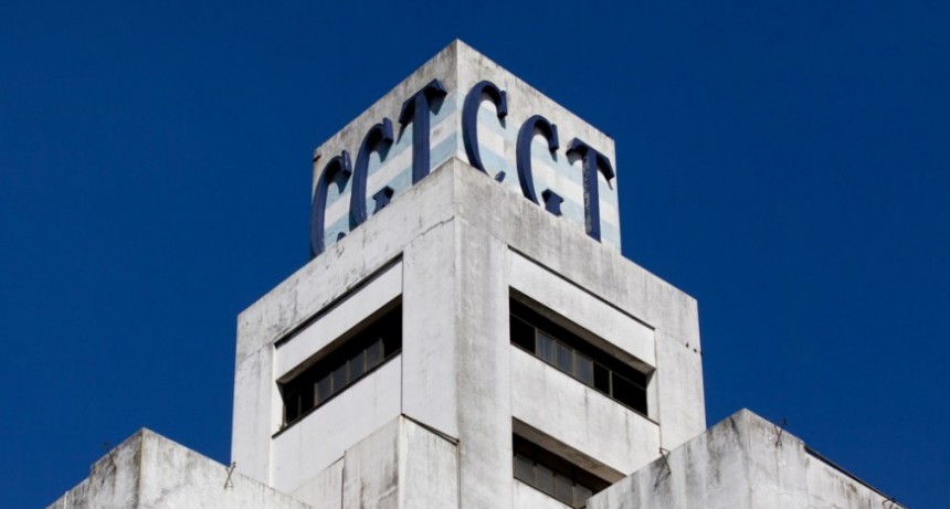 La Justicia falló a favor de la CGT y suspendió el decreto antihuelga de Milei