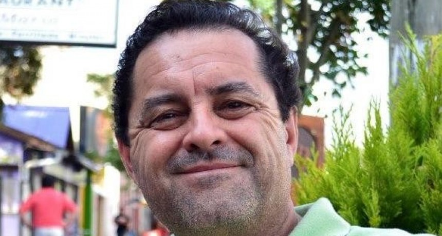 “Cuando uno le escribe al amor aparece también el desamor”