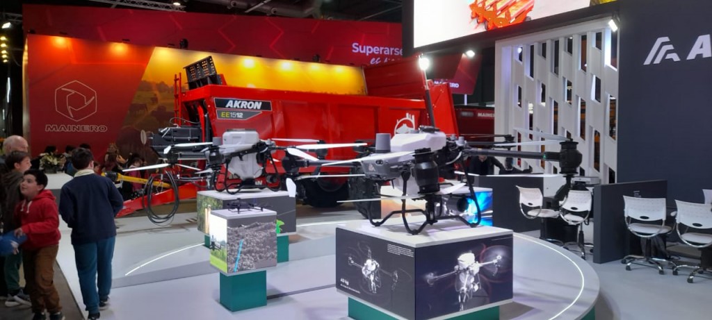 Akron exhibe drones en la Rural de Palermo