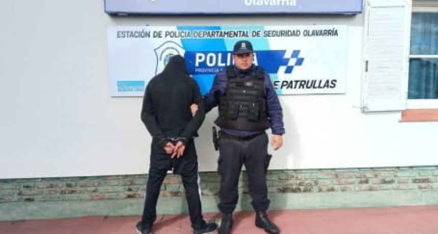 Dos jóvenes detenidos luego de robar un medidor de gas y un caño de bronce