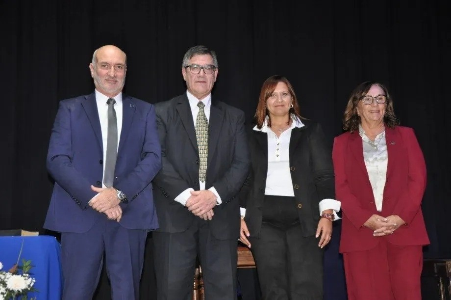 Salud: ‘Se comprometieron a terminar la obra’