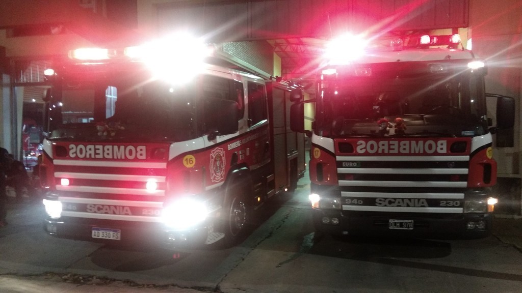 Voraz incendio en una vivienda